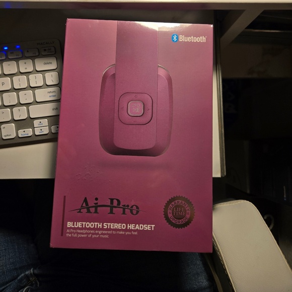 Ai Pro Bluetooth Headset LIFETIME WARRANTY INCLUDED - Picture 1 of 4